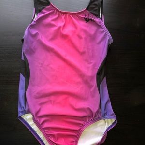 Gymnastics leotard
